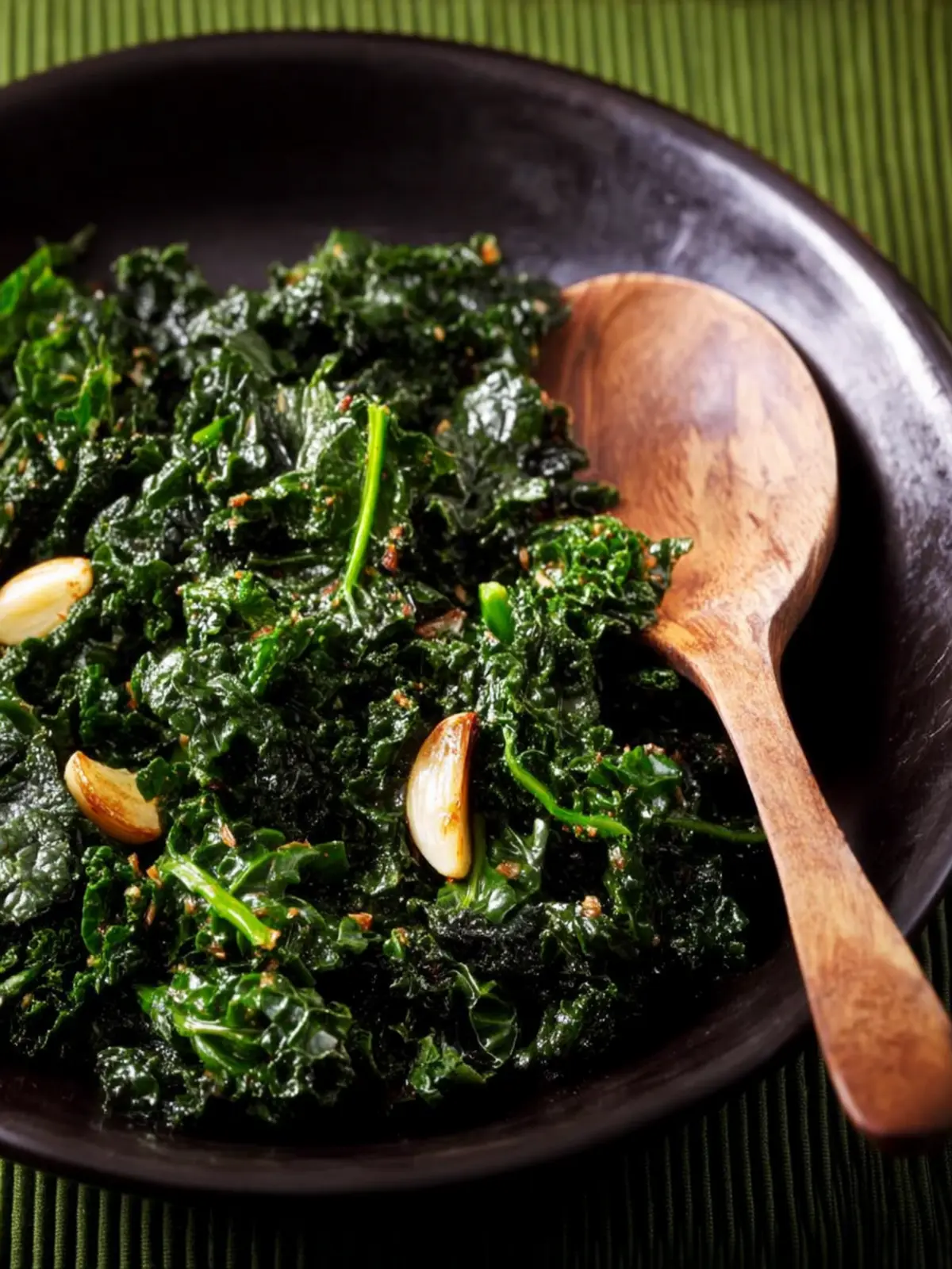Sauteed Kale with Garlic: The Best Flavor Boost for Dinner 7 aupl7dd0otnqohyu9aab